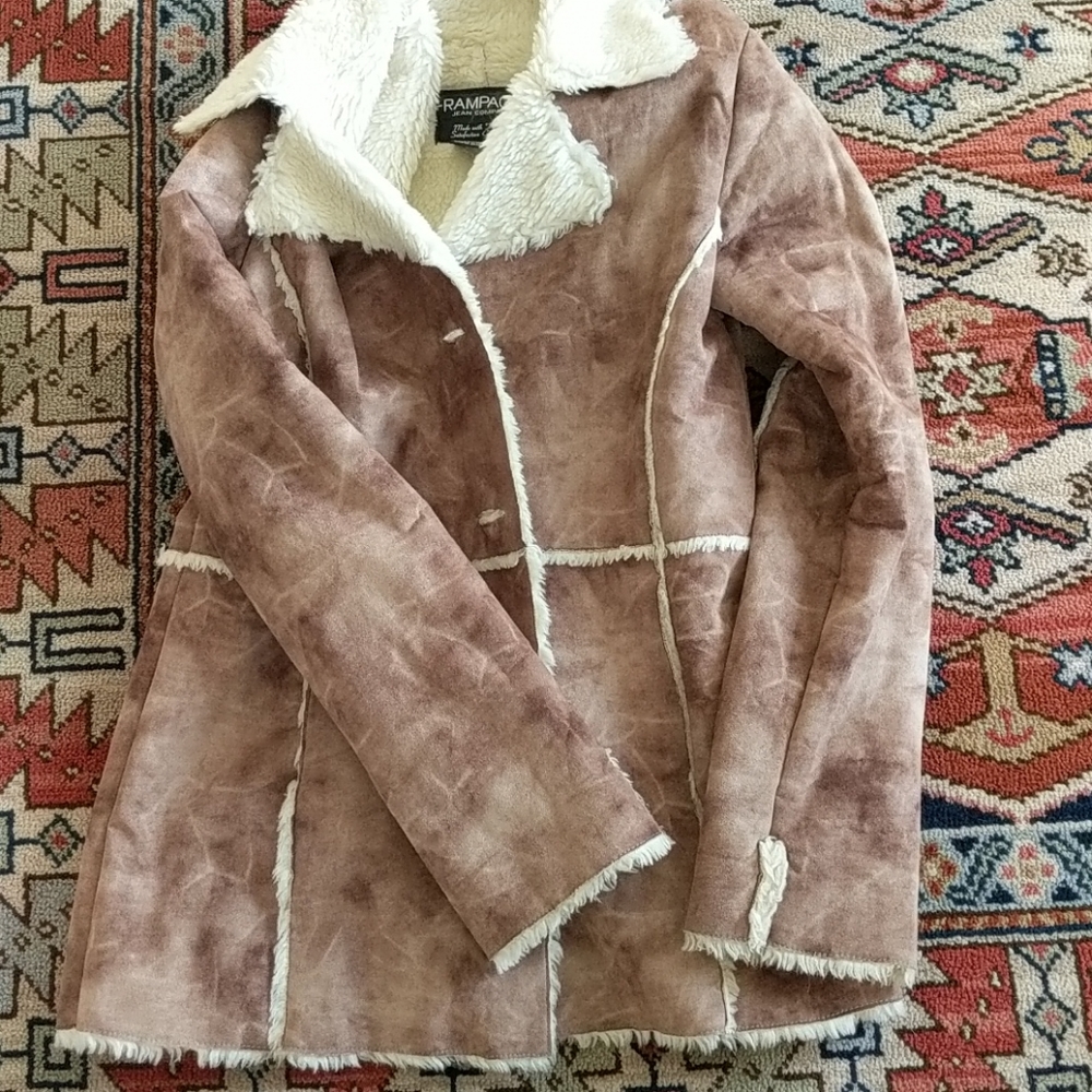 Coat. - Picture 5 of 5